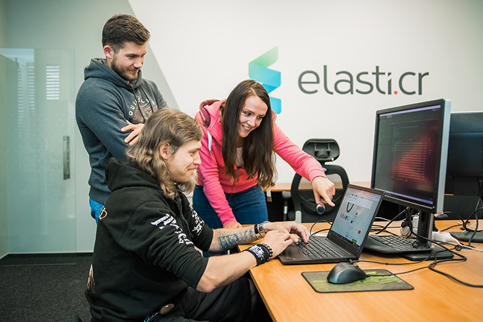 Týmová spolupráce v Elasticr týmu