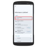 Otevře se vám sekce Informace o zařízení, kde vidíte přesné číslo nainstalované verze.